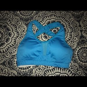 Saucony Cross Back Sports Bra
